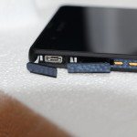 Orifice du port USB et microSD du Sony Xperia Z