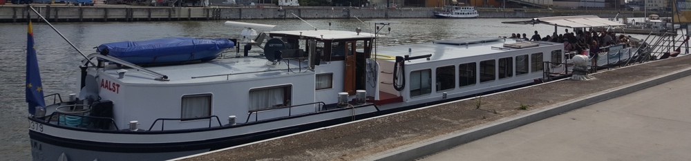 Waterbus, Un Moyen Original De Relier Neder-Over-Heembeek à Bruxelles ...